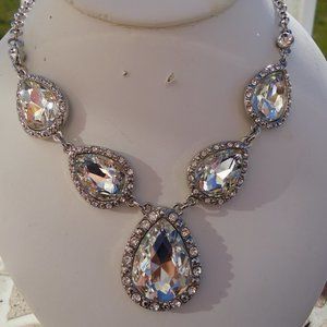 Chrystal Statement Necklace